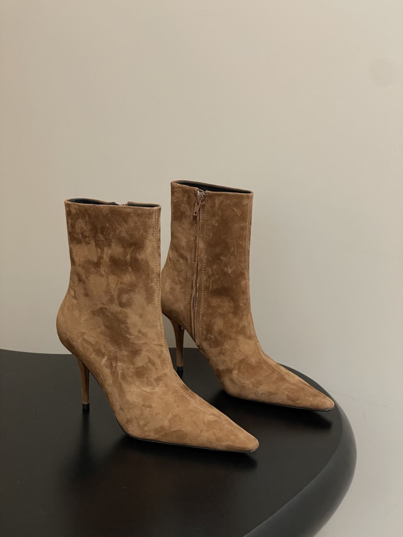 Y51 boots